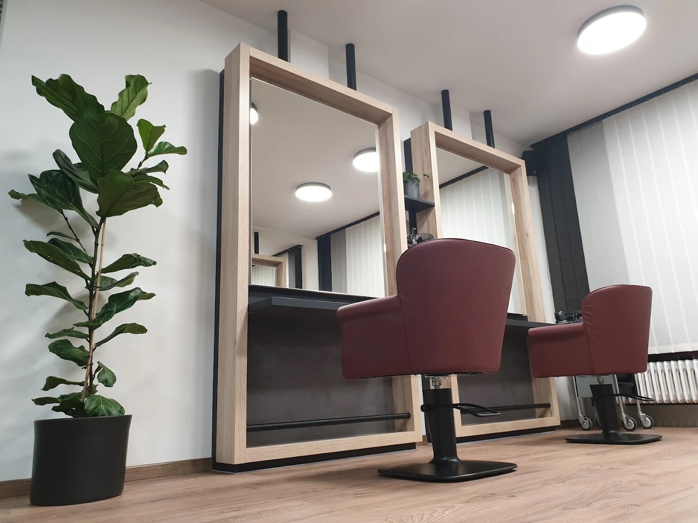 Парикмахерский зал в парикмахерской Melanie Mitterbauer