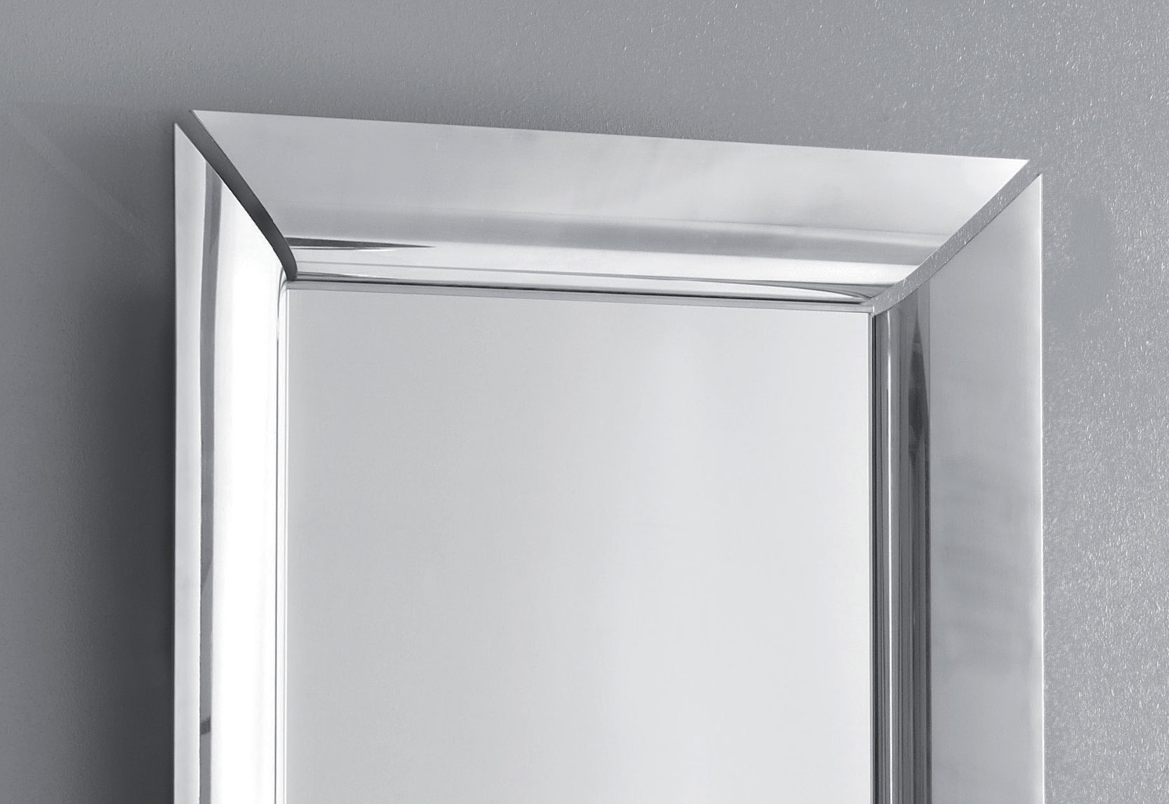 Зеркало настенное TREVI Silver