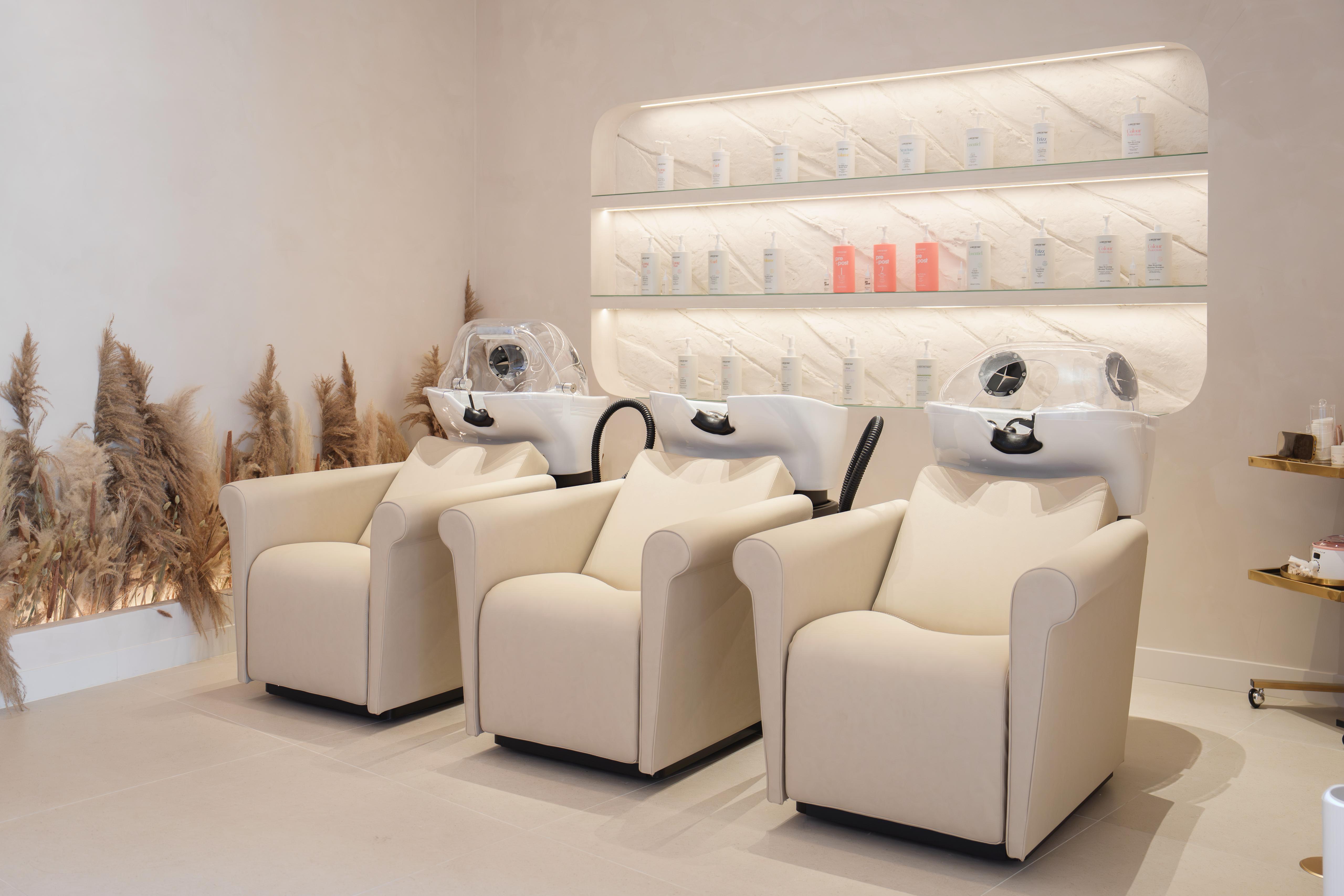 Парикмахерские мойки LORD NELSON в белом цвете с вапоризатором для head spa