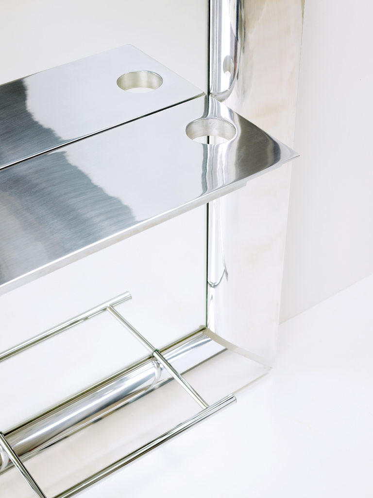 Зеркало настенное TREVI Plus Silver