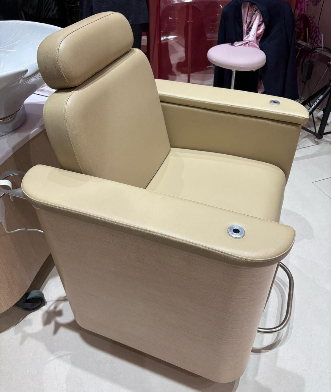 Многофункциональное кресло DIVINA SUPER LIGHT OAK