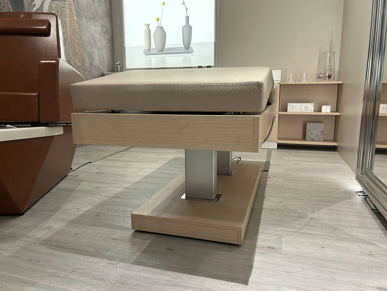 Кушетка косметологическая ABUDHABI LIGHT OAK